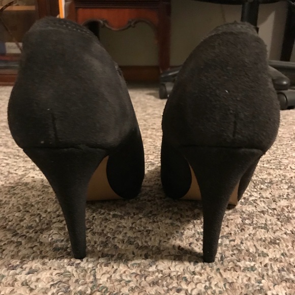 Black bootie heels - Picture 2 of 3
